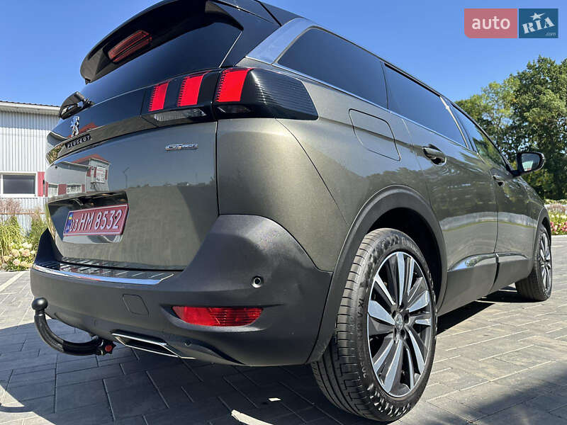 Позашляховик / Кросовер Peugeot 5008 2018 в Луцьку