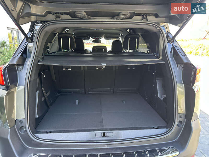 Позашляховик / Кросовер Peugeot 5008 2018 в Луцьку