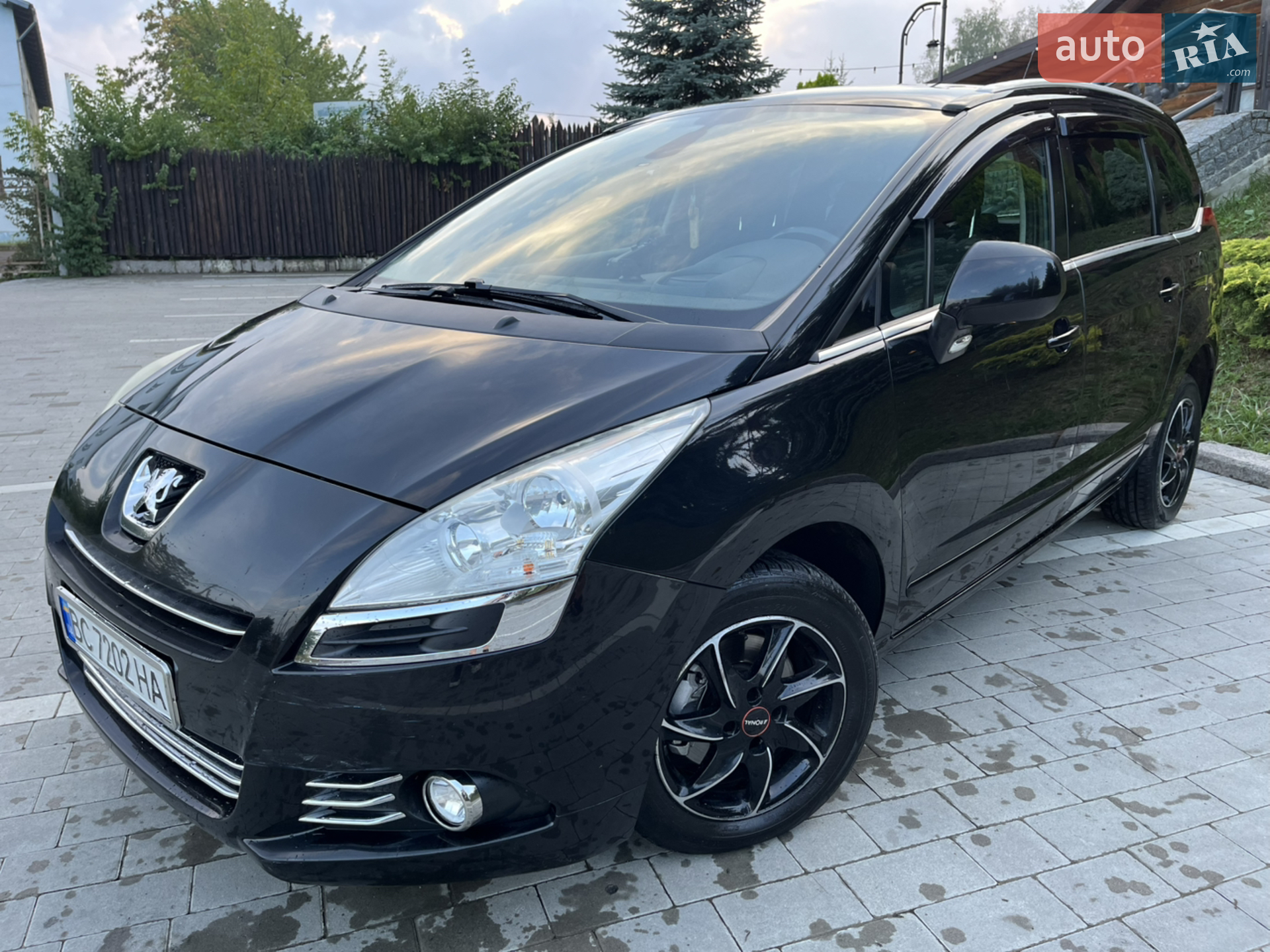 2010 Peugeot 5008 - мініатюра 10
