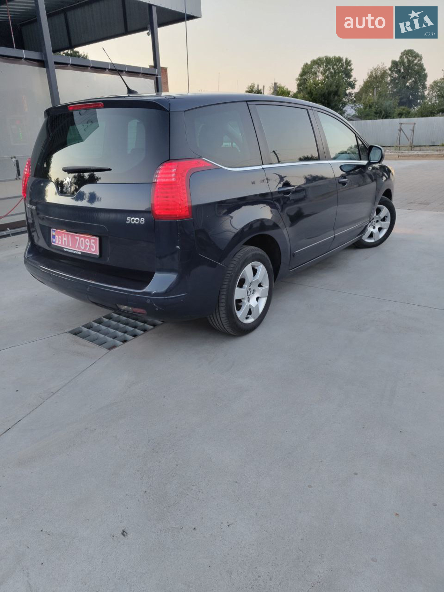 2011 Peugeot 5008 - мініатюра 4