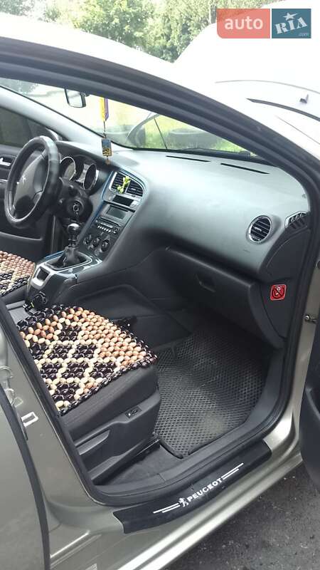 Мікровен Peugeot 5008 2009 в Хмельницькому