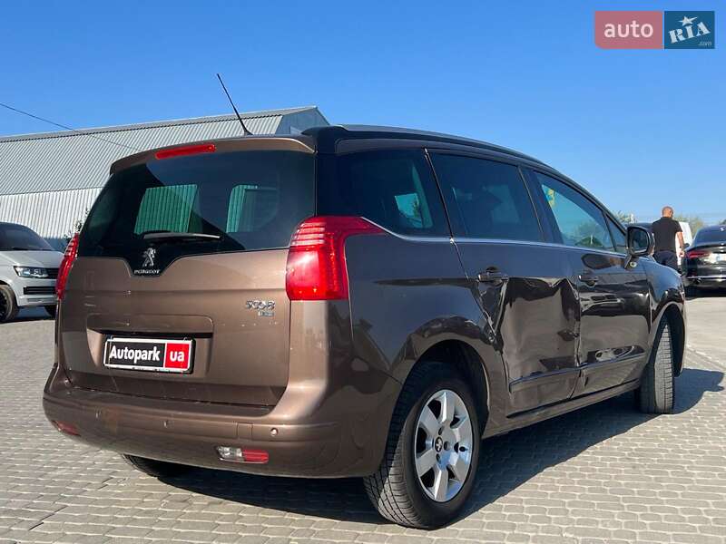 Микровэн Peugeot 5008 2014 в Львове