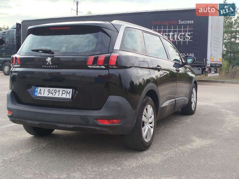 Позашляховик / Кросовер Peugeot 5008 2017 в Малині фото 5 Позашляховик / Кросовер Peugeot 5008 2017 в Малині