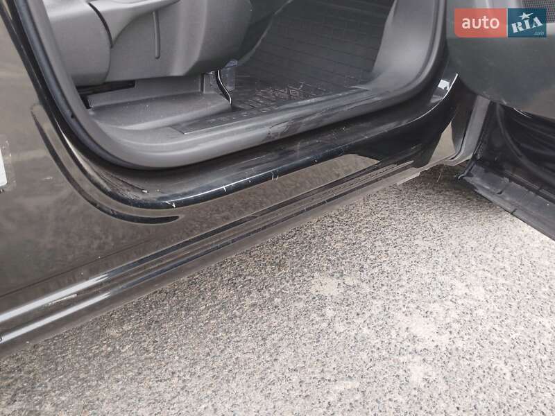 Позашляховик / Кросовер Peugeot 5008 2017 в Малині фото 29 Позашляховик / Кросовер Peugeot 5008 2017 в Малині