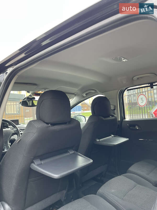 Микровэн Peugeot 5008 2009 в Львове фото 29 Микровэн Peugeot 5008 2009 в Львове