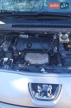 Мікровен Peugeot 5008 2010 в Хмельницькому