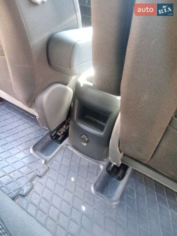 Мікровен Peugeot 5008 2010 в Києві