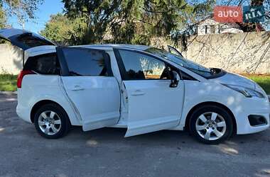 Микровэн Peugeot 5008 2014 в Ровно