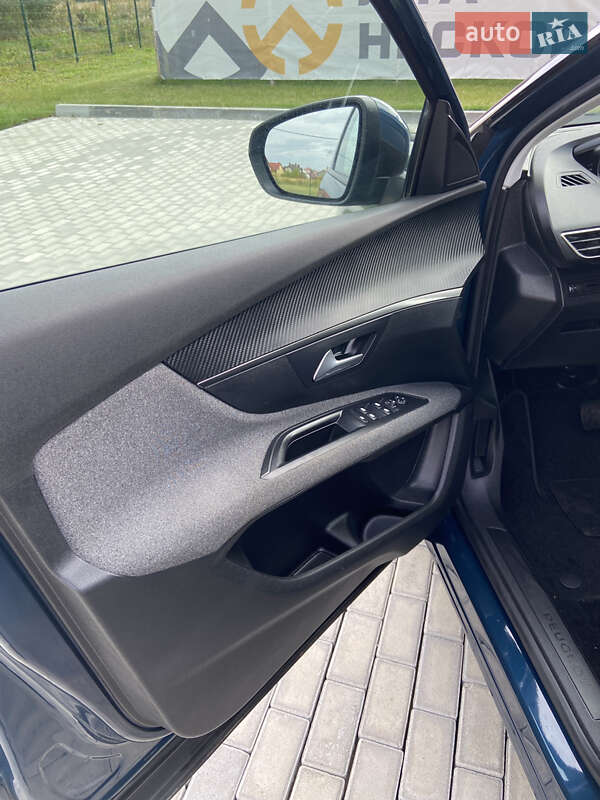Внедорожник / Кроссовер Peugeot 5008 2020 в Львове фото 19 Внедорожник / Кроссовер Peugeot 5008 2020 в Львове