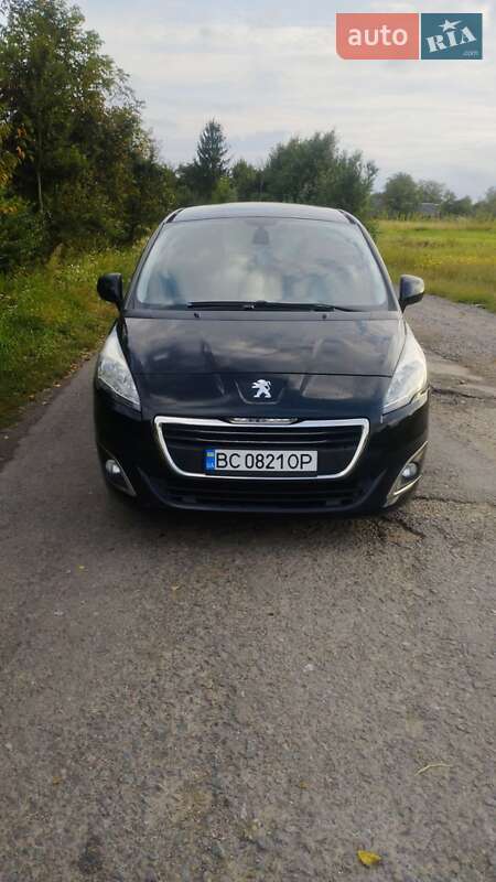 Мікровен Peugeot 5008 2014 в Стрию