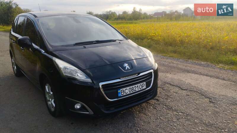 Мікровен Peugeot 5008 2014 в Стрию