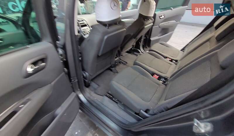 Мікровен Peugeot 5008 2013 в Івано-Франківську