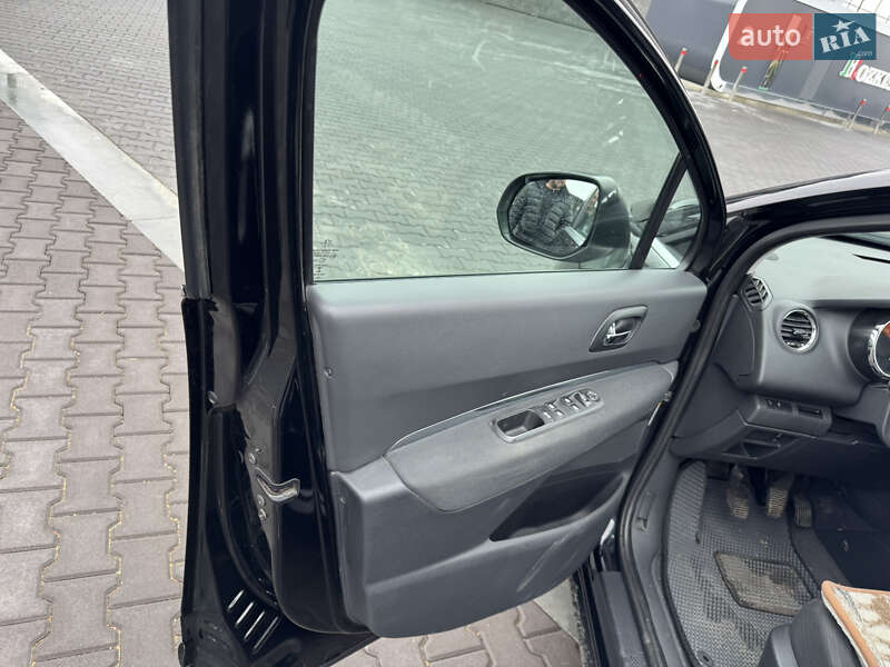 Микровэн Peugeot 5008 2014 в Голованевске фото 23 Микровэн Peugeot 5008 2014 в Голованевске