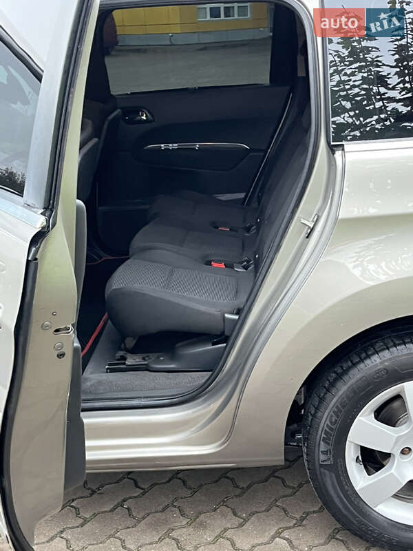 Микровэн Peugeot 5008 2010 в Бродах фото 28 Микровэн Peugeot 5008 2010 в Бродах