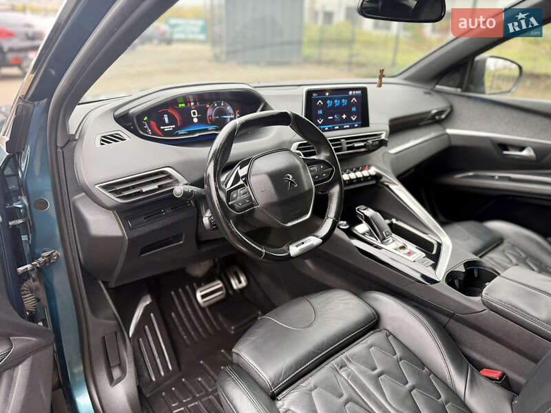 Внедорожник / Кроссовер Peugeot 5008 2017 в Ровно фото 11 Внедорожник / Кроссовер Peugeot 5008 2017 в Ровно
