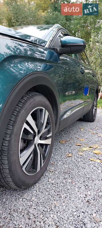 Позашляховик / Кросовер Peugeot 5008 2019 в Львові