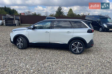 Внедорожник / Кроссовер Peugeot 5008 2017 в 