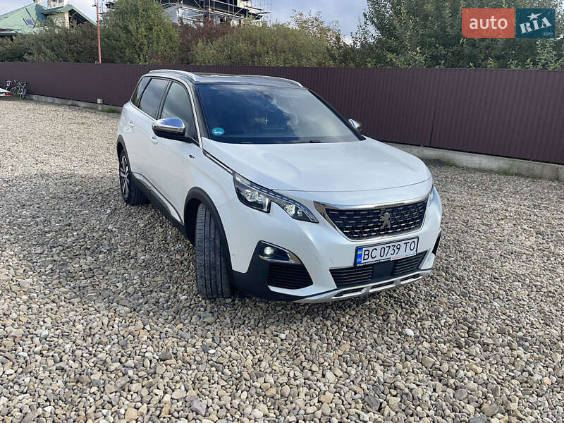 Внедорожник / Кроссовер Peugeot 5008 2017 в Львове