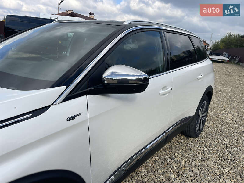 Внедорожник / Кроссовер Peugeot 5008 2017 в Львове