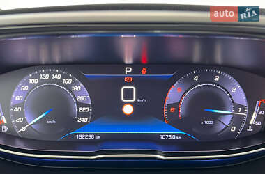 Внедорожник / Кроссовер Peugeot 5008 2019 в 