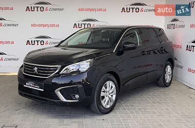 Внедорожник / Кроссовер Peugeot 5008 2019 в 