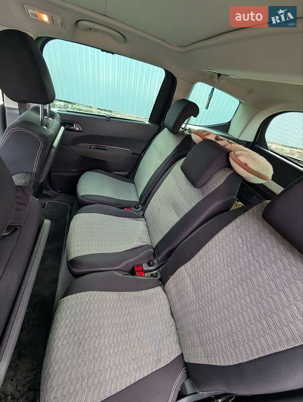 Микровэн Peugeot 5008 2014 в Чорткове