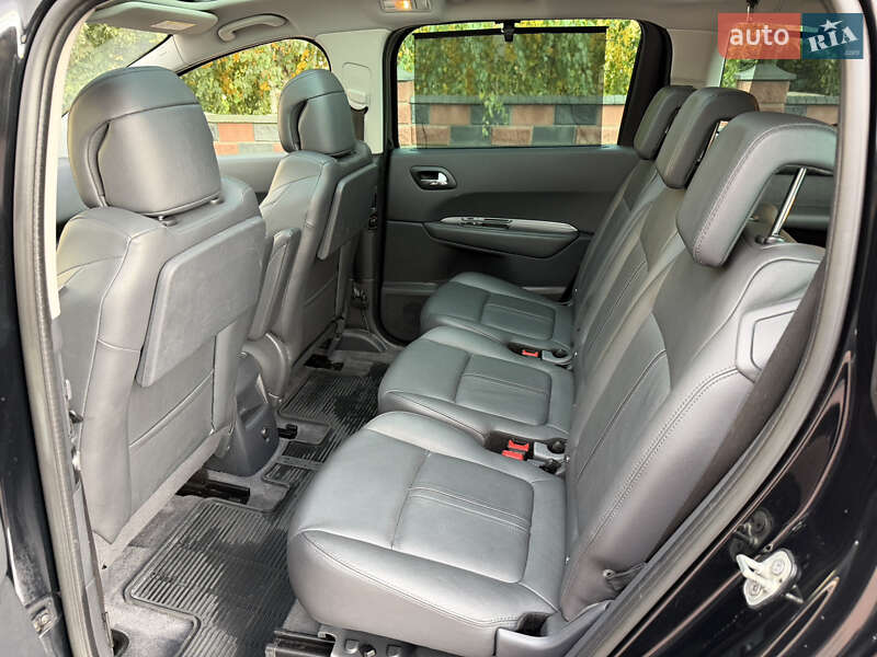 Микровэн Peugeot 5008 2014 в Ровно