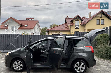 Микровэн Peugeot 5008 2016 в 