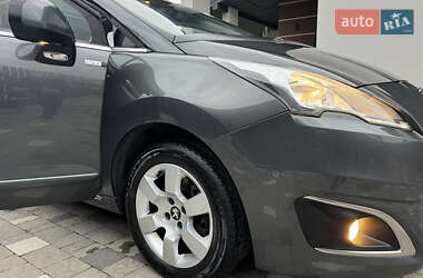 Микровэн Peugeot 5008 2016 в 