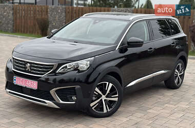 Внедорожник / Кроссовер Peugeot 5008 2020 в 