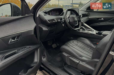 Внедорожник / Кроссовер Peugeot 5008 2020 в 