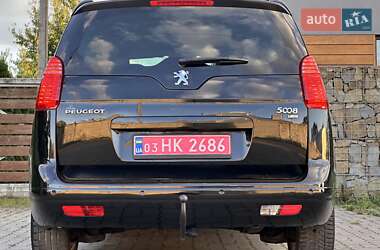 Микровэн Peugeot 5008 2012 в 