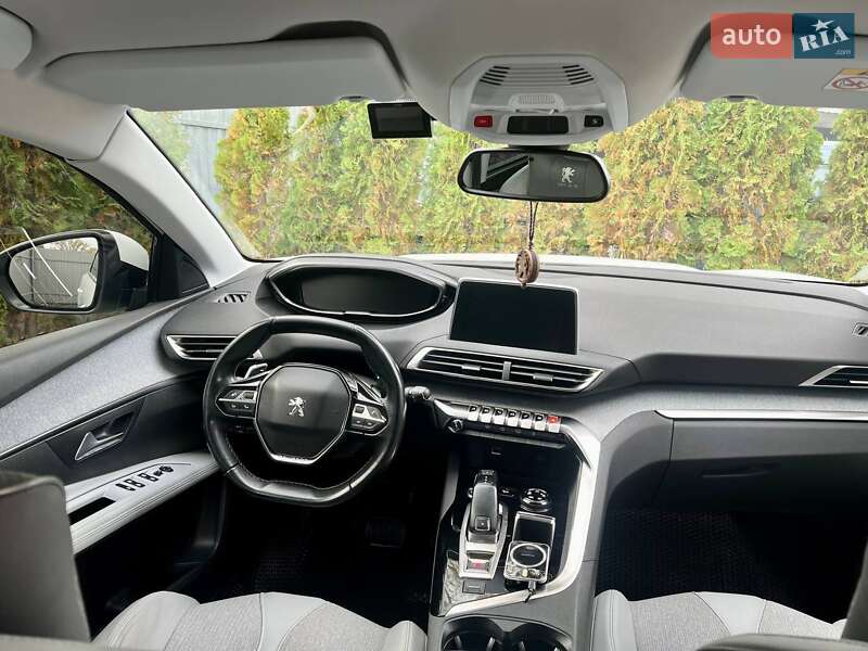 Позашляховик / Кросовер Peugeot 5008 2017 в Полтаві фото 73 Позашляховик / Кросовер Peugeot 5008 2017 в Полтаві