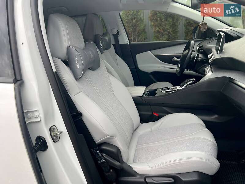 Позашляховик / Кросовер Peugeot 5008 2017 в Полтаві фото 78 Позашляховик / Кросовер Peugeot 5008 2017 в Полтаві