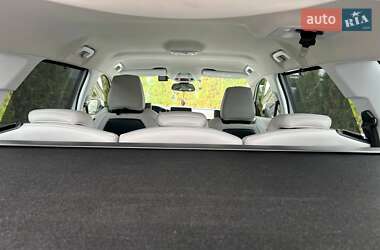 Внедорожник / Кроссовер Peugeot 5008 2017 в 