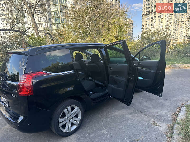 Мікровен Peugeot 5008 2010 в Києві
