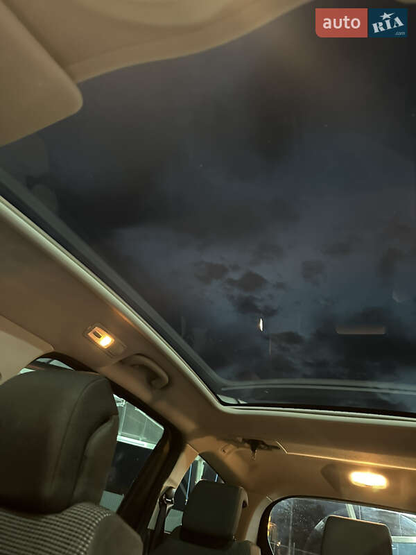 Мікровен Peugeot 5008 2010 в Києві