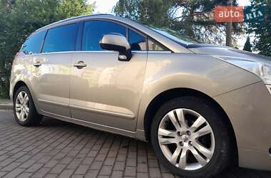 Микровэн Peugeot 5008 2010 в 