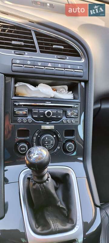 Мікровен Peugeot 5008 2011 в Чернівцях фото 32 Мікровен Peugeot 5008 2011 в Чернівцях