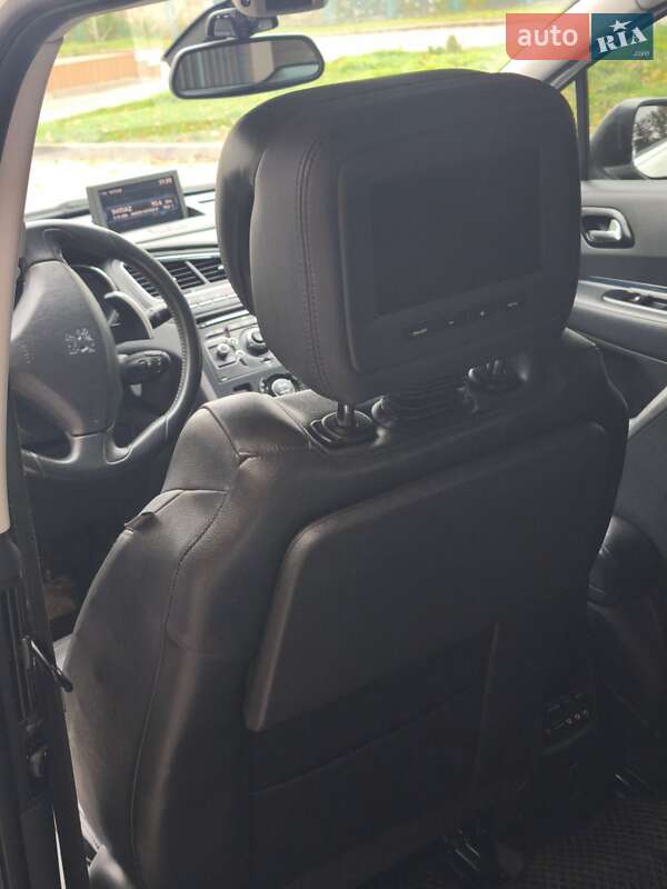 Микровэн Peugeot 5008 2011 в Дубно фото 13 Микровэн Peugeot 5008 2011 в Дубно