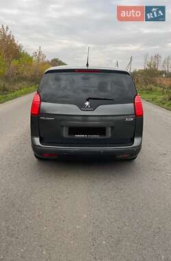 Микровэн Peugeot 5008 2010 в 