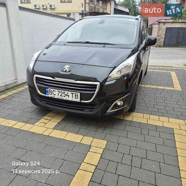 Peugeot 5008 2014