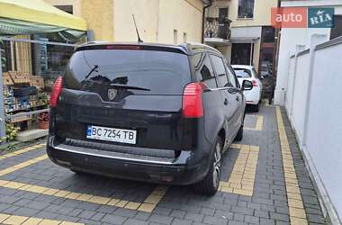 Микровэн Peugeot 5008 2014 в 