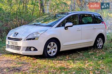 Микровэн Peugeot 5008 2010 в 