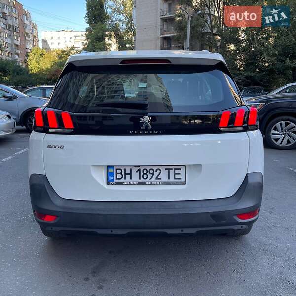 Позашляховик / Кросовер Peugeot 5008 2018 в Одесі фото 5 Позашляховик / Кросовер Peugeot 5008 2018 в Одесі