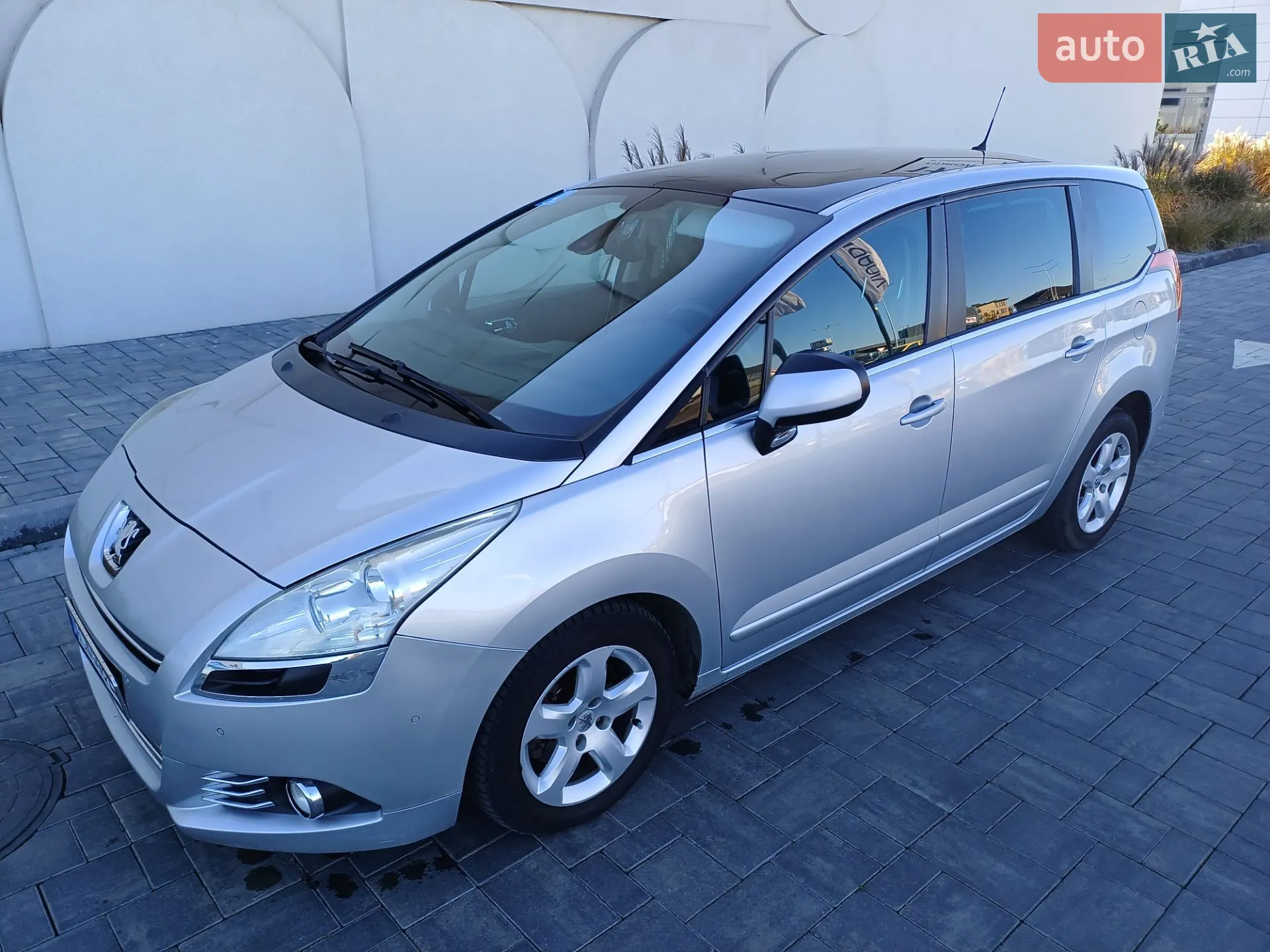 2010 Peugeot 5008 - мініатюра 4