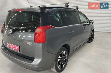 Мікровен Peugeot 5008 2011 в  фото 3 Мікровен Peugeot 5008 2011 в