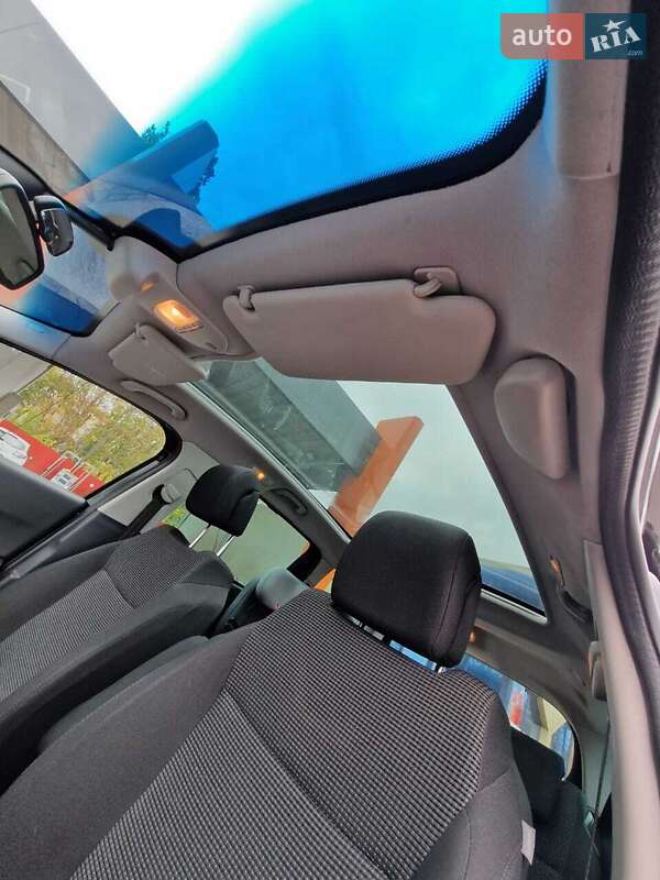 Мікровен Peugeot 5008 2010 в Хмельницькому