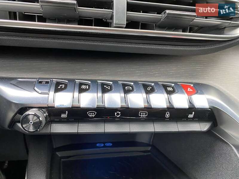 Позашляховик / Кросовер Peugeot 5008 2018 в Хмельницькому фото 28 Позашляховик / Кросовер Peugeot 5008 2018 в Хмельницькому