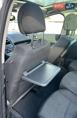 Микровэн Peugeot 5008 2009 в 